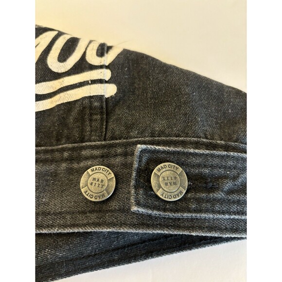 Washed Denim Distress Jean Jacket Men's Mad City Politically Incorrect sz M - Picture 10 of 12